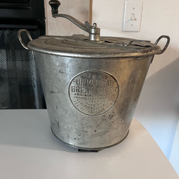 Vintage bread maker #4 - Picture 2 of 11